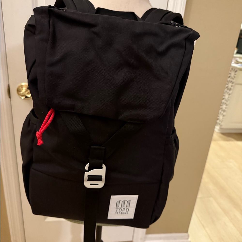 Topo Designs Black Y-Pack Backpack